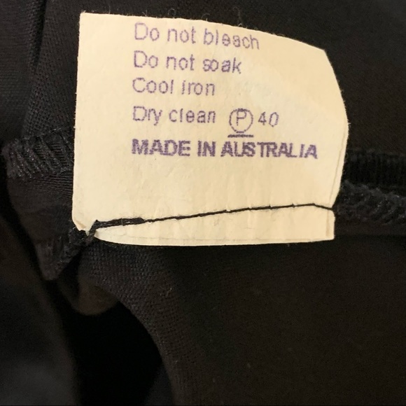 Carla Zampatti dress in cool black - Picture 8 of 9